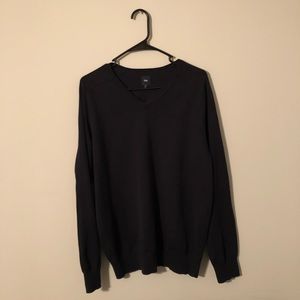 Gap Men’s V-neck Sweater